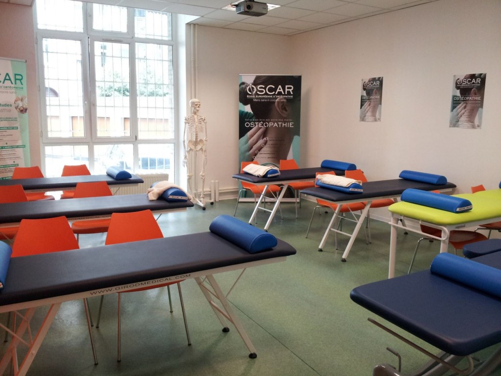Salle de pratique de l'ostéopathie chez OSCAR.