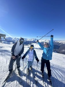 voyage au ski étudiants du groupe viso